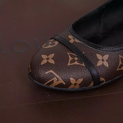 LV Shallow mouth flat shoes Women--017